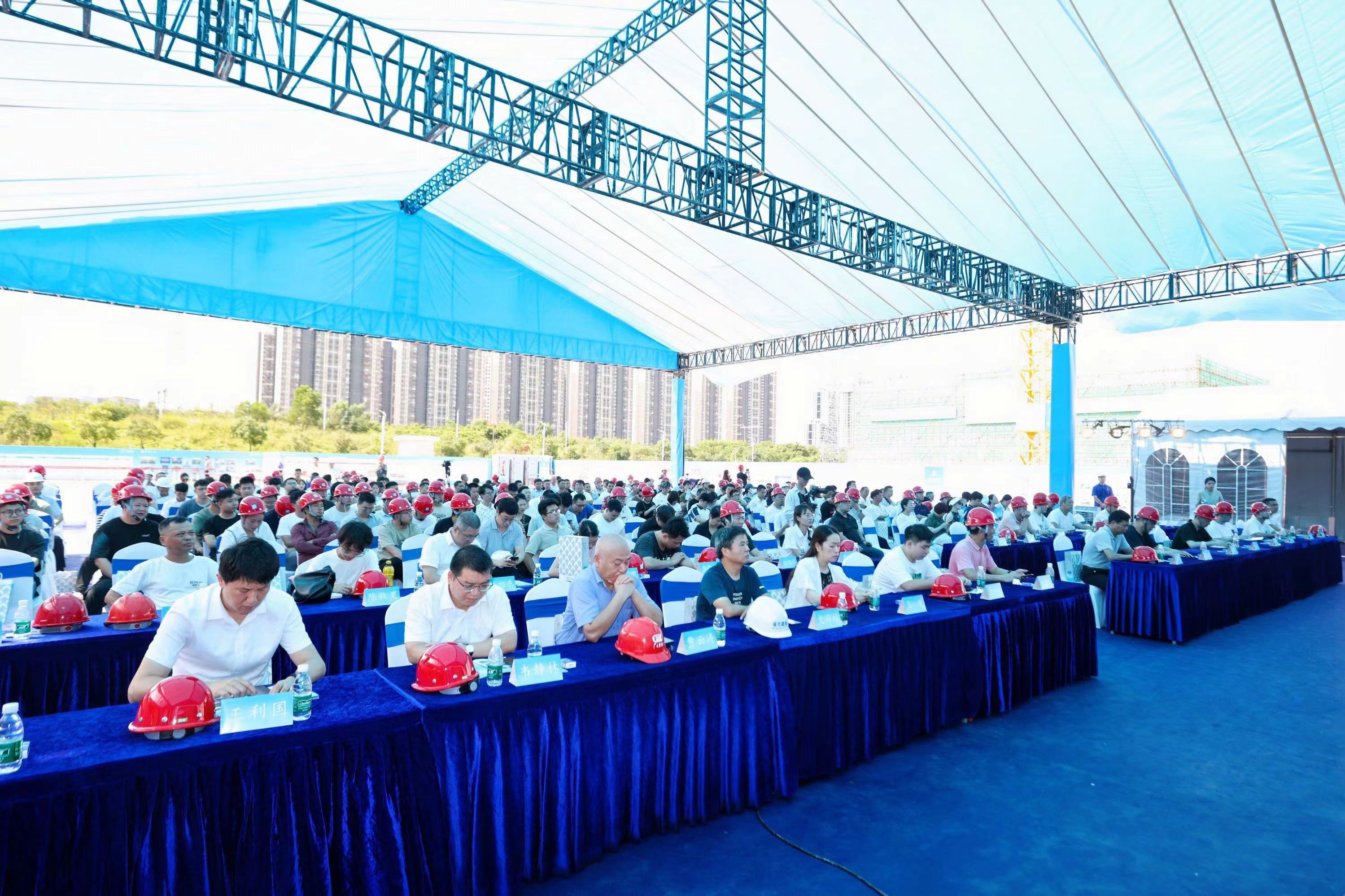 騰暉無(wú)人塔吊落地佛山|全面助力項(xiàng)目高效建造、精益建造、綠色建造、智能建造